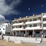 アパートホテル Edificio - Local アルブフェイラ