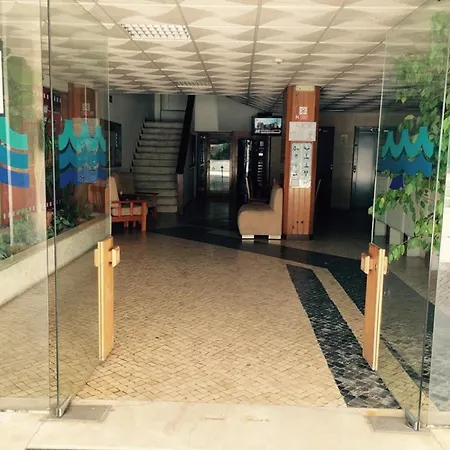 Edificio - Local 阿尔布费拉