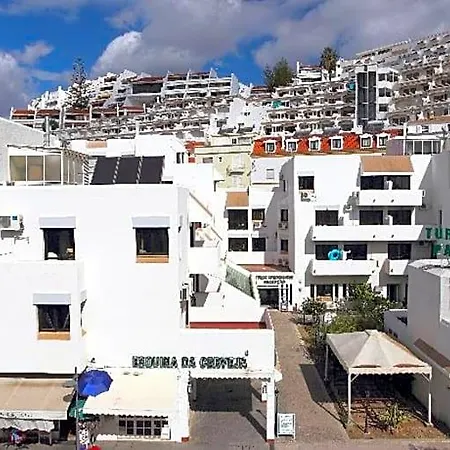 Ξενοδοχείο με διαμερίσματα Edificio - Local 3*