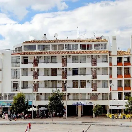 아파트호텔 Edificio - Local