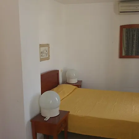 Edificio - Local 3*