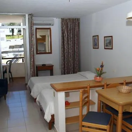 Edificio - Local 3* Албуфейра
