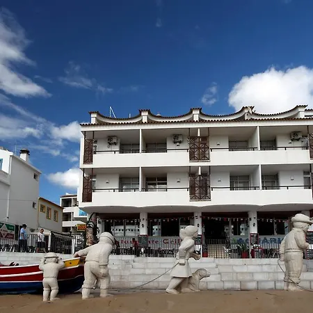 Edificio - Local 3* 阿尔布费拉