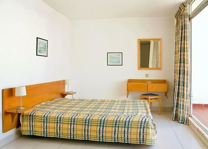 Aparthotel Edificio - Local